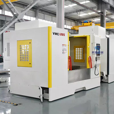 VMC 1265 máquina de centro que muele vertical BT50 de AXIS de la máquina vertical 5 del CNC VMC