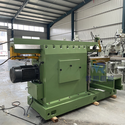 Máquina horizontal de la talladora del siluro del metal con el banco de trabajo