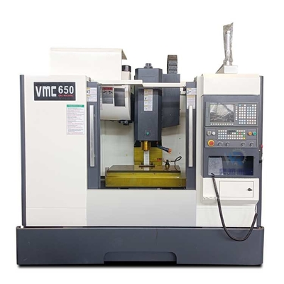 VMC650 Maquina de fresado de centro de mecanizado vertical CNC con husillo de Taiwán